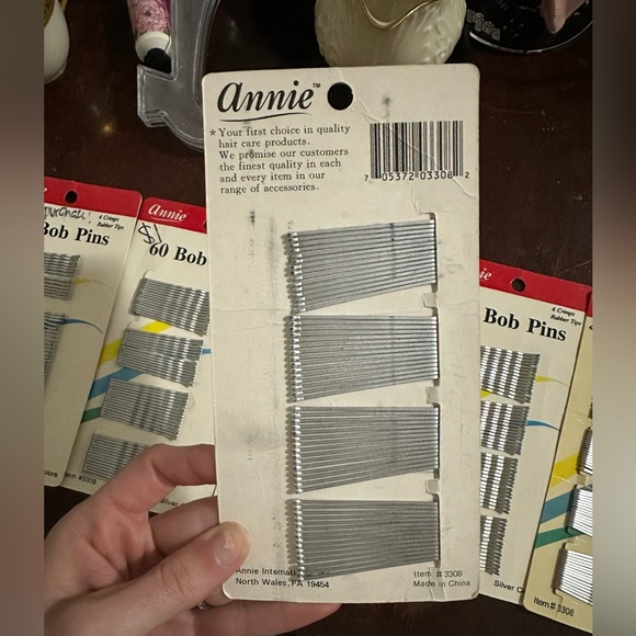 Bundle of 6 Annie Silver Bobby Pins (most 60 count) - new in packaging - Picture 2 of 2
